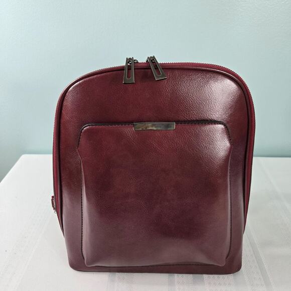 Backpack Mid-Sized Burgundy Hard Shell Faux Leather Zipper Closure Adj Straps - Picture 8 of 8